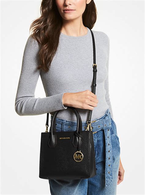 michael kors mercer ziö around|Mercer Medium Pebbled Leather Crossbody Bag .